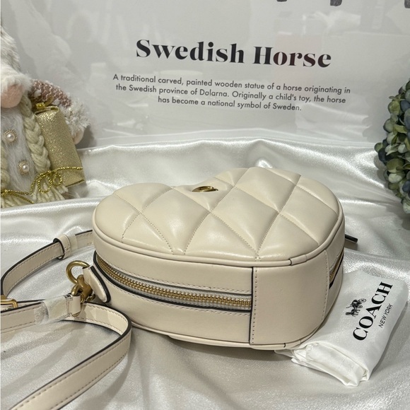 Coach Heart Crossbody Bag With Quilting In  Brass/Chalk  Leather CE725 NWT - Picture 6 of 9